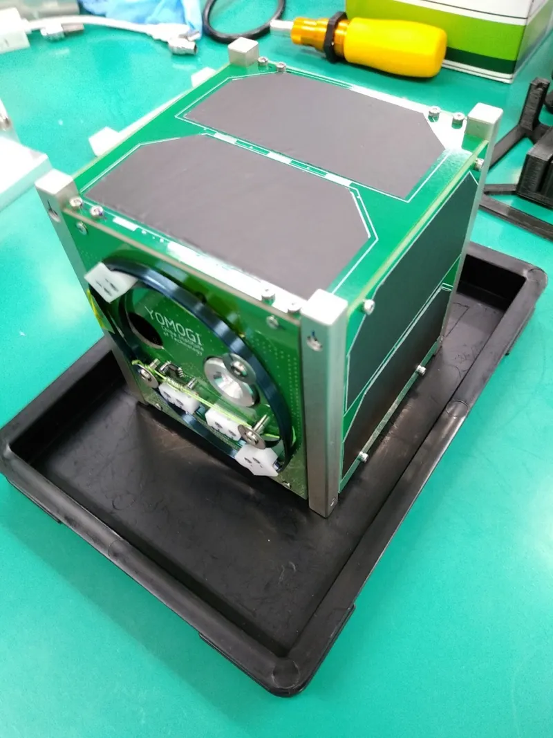 Assembling the YOMOGI EM