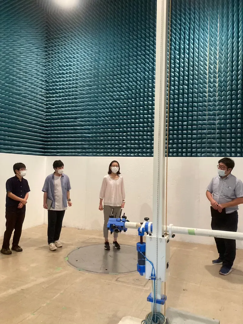 YOMOGI FM test in the anechoic chamber